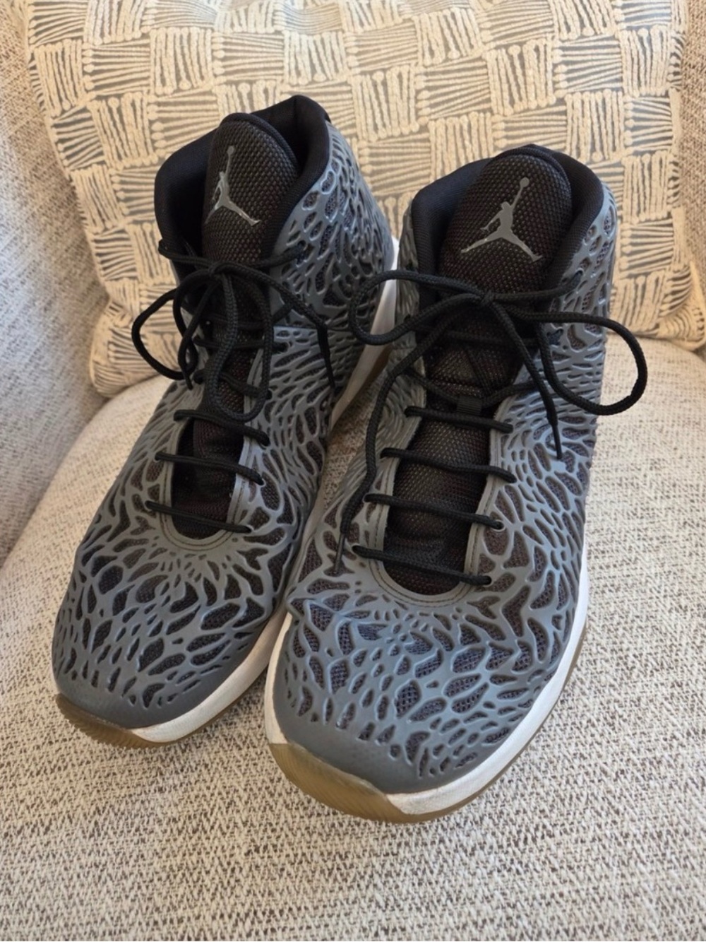 Jordan Men's Gray and Black Sneakers